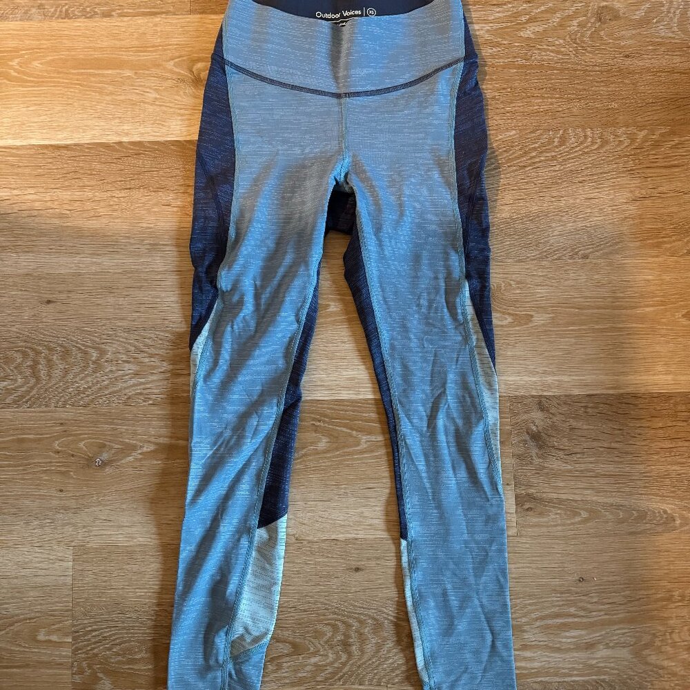 Tri color Outdoor Voices leggings